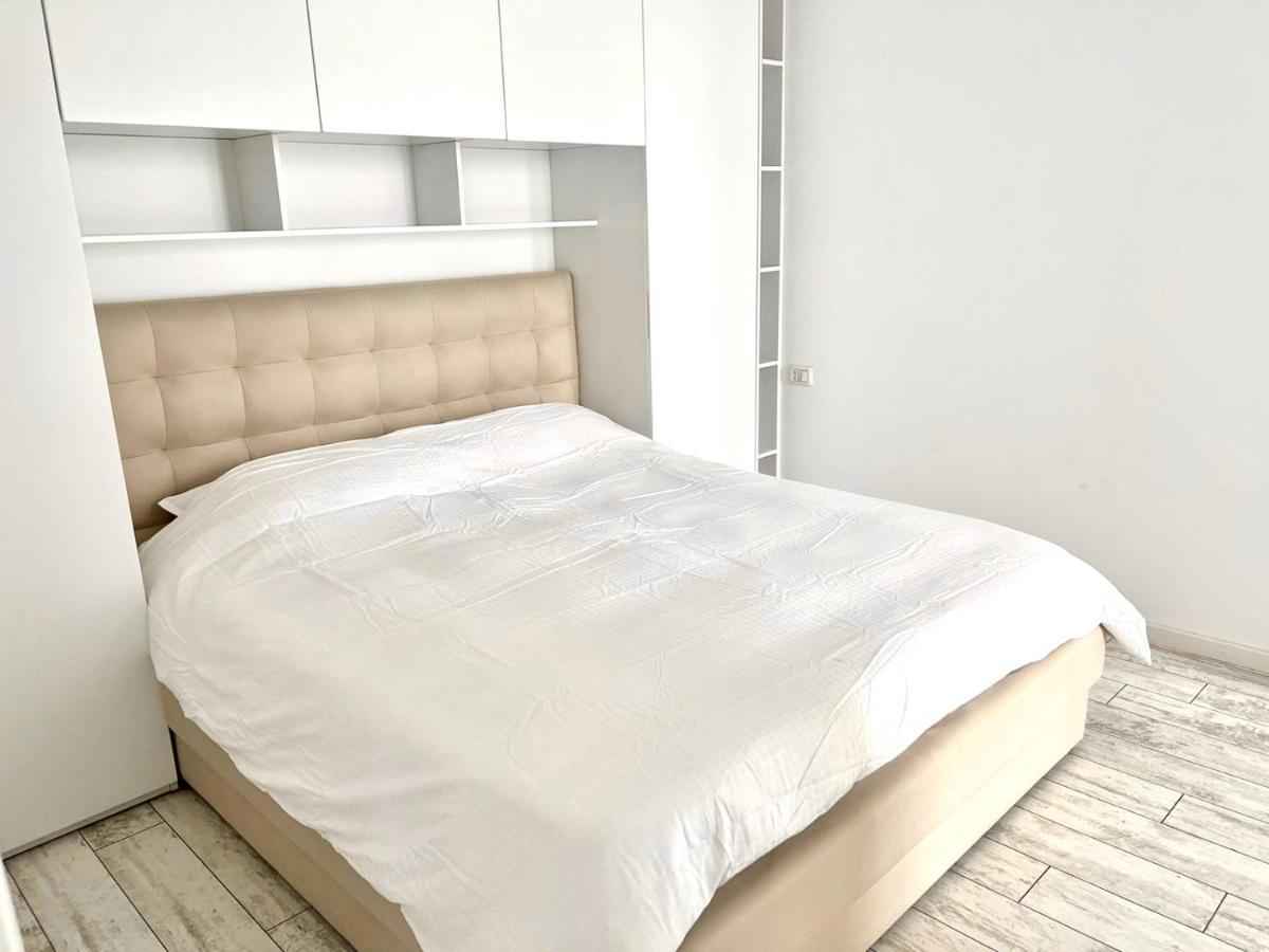 Durres Currila Modern Luxury Stunning Beach Views Exterior photo