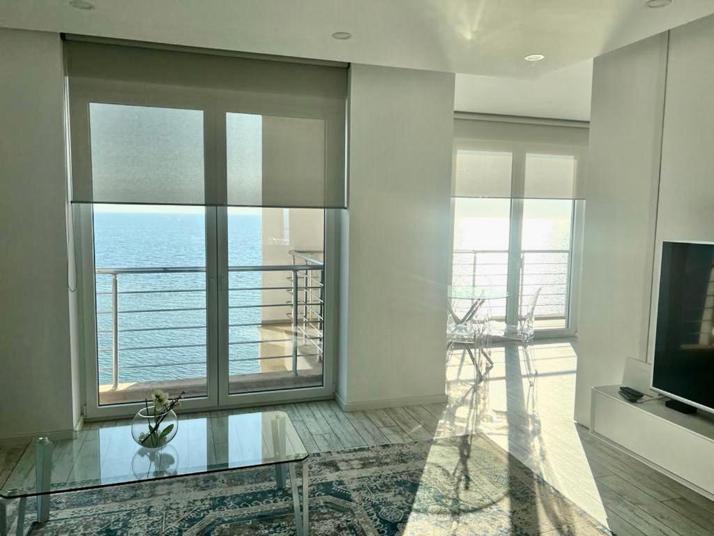 Durres Currila Modern Luxury Stunning Beach Views Exterior photo