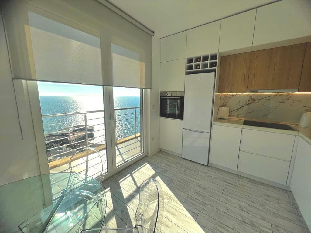 Durres Currila Modern Luxury Stunning Beach Views Exterior photo