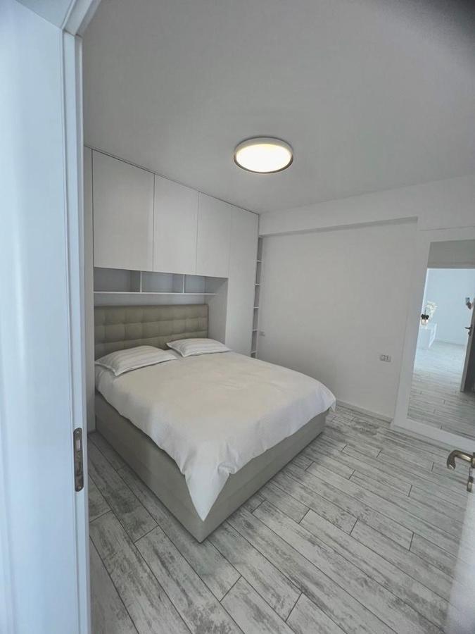 Durres Currila Modern Luxury Stunning Beach Views Exterior photo