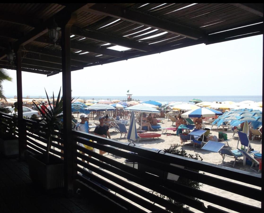 Durres Currila Modern Luxury Stunning Beach Views Exterior photo