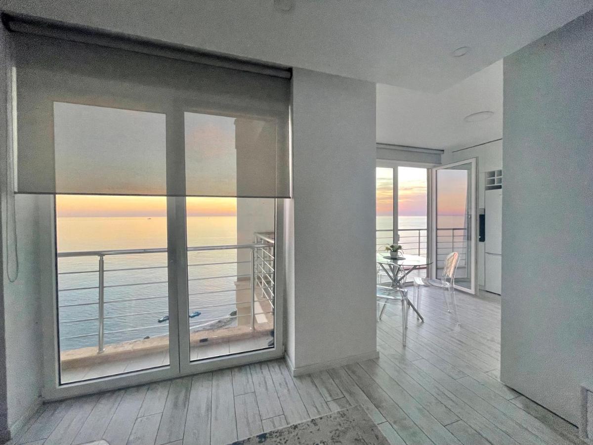 Durres Currila Modern Luxury Stunning Beach Views Exterior photo