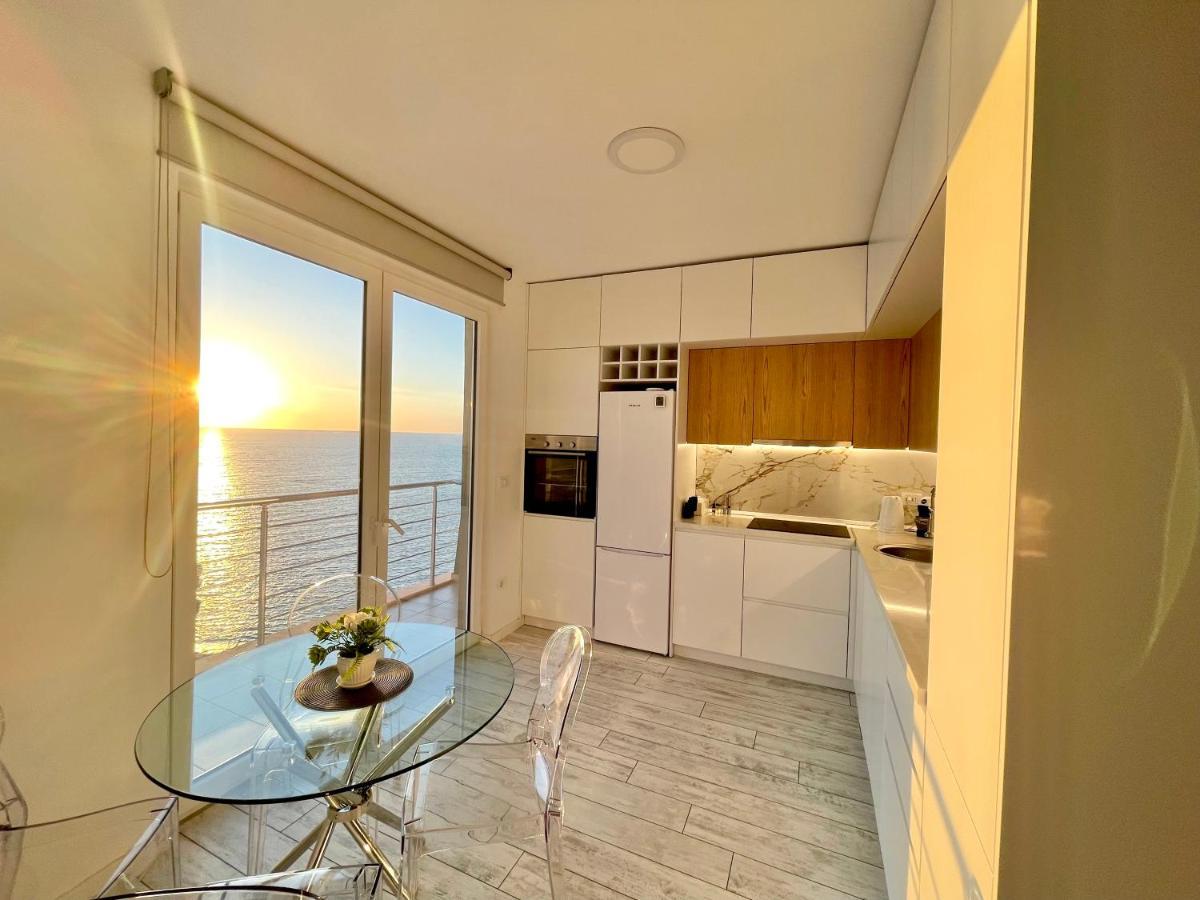 Durres Currila Modern Luxury Stunning Beach Views Exterior photo